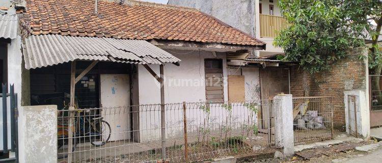 Tanah + Rumah Cocok Dibangun Ulang di Sukamenak Indah 1