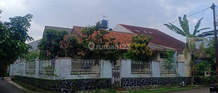 Rumah Ada Halaman Depan Lingkungan Asri di Cimindi Raya 1