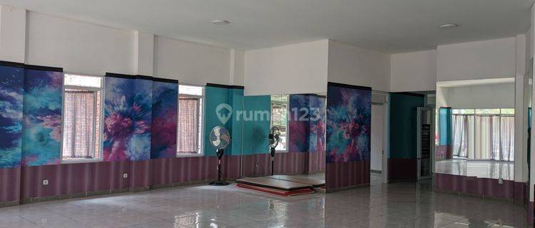 Ruko Semi Furnished Cocok Untuk Cafe di H. Gofur, Cimahi 1