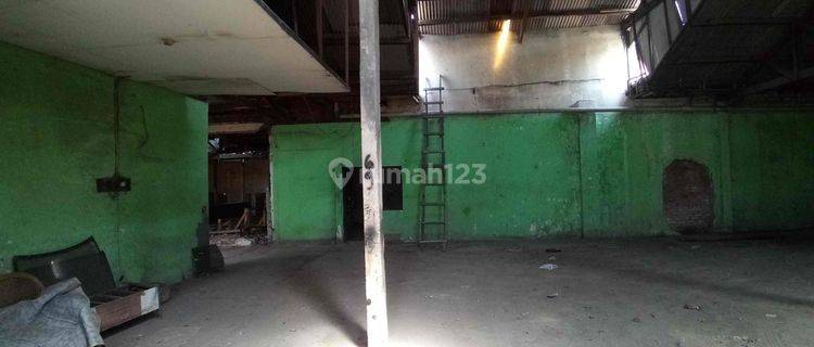 Di Jual Gudang Tanah SHM Lebar Muka 33 M di Kiara Condong Bandung 1