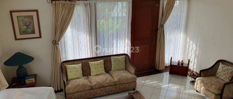 Rumah SHM Bagus Furnished di Dago Bandung 1