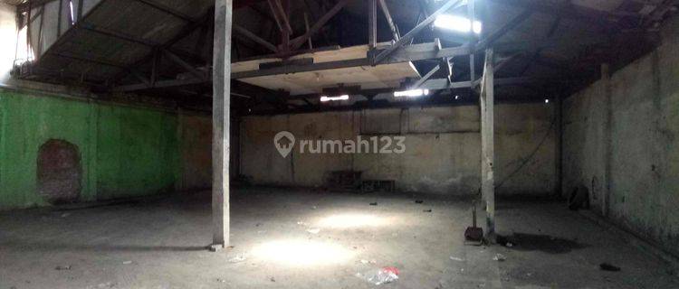 Gudang SHM Lebar Muka 33 M di Terusan Kiaracondong, Bandung 1