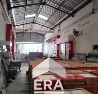 GUDANG/ SHOWROOM SIAP PAKAI DI MAJAPAHIT SEMARANG 1