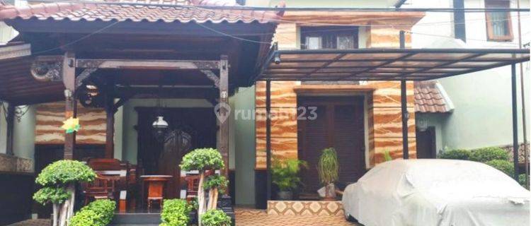 Kolam Renang Dan Semi Furnish, Rumah Mewah Cluster Elite 1