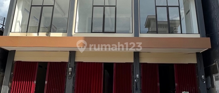 Strategic Roadside Shop House for Rent in Samarinda City, 9000 1