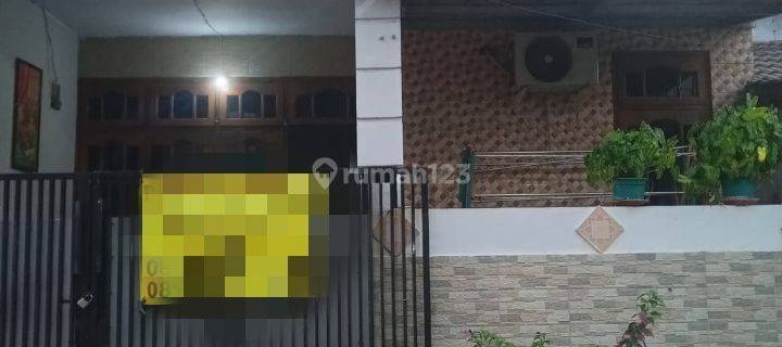 Dijual Rumah Tingkat Kt 3 Di Harapan Indah Bekasi  1