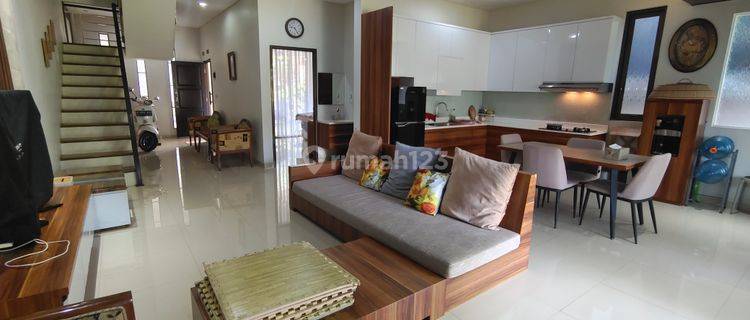  Rumah Minimalis Modern 2 Lantai Sayap Dago 1