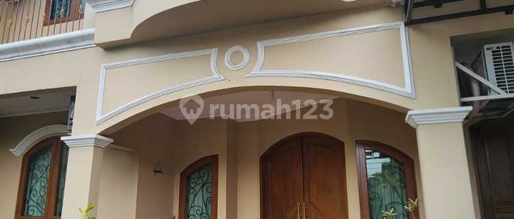 For Quick Sale: 2-Story House Ready to Occupy, Good Condition in Cengkir Timur, Kelapa Gading 1