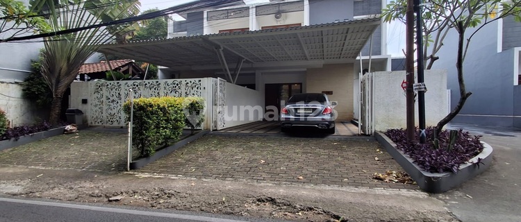 Rumah Cluster 2 Lantai Full Furnish Lokasi Strategis di Ciganjur Jakarta Selatan 1