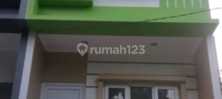 6005 - I am renting a brand new 2-story house. 1