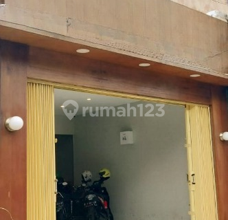 For Rent: Hayam Wuruk Shop House, Strategic Location, Area 5x26 Meters, Code 21310 Wb 1