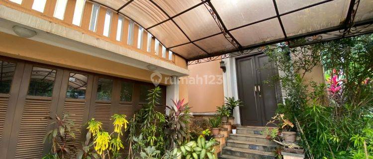 RUMAH BAGUS MEGAH DAN NYAMAN DALAM CLUSTER DEKAT MALL PEJATEN VILLAGE 1