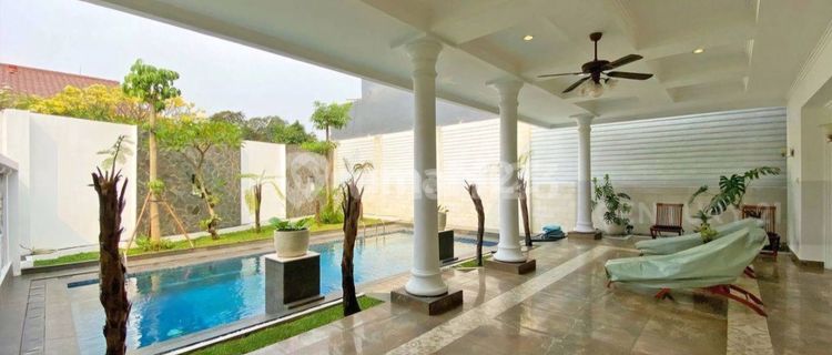 North Kemang Stunning Beauty White House Elegant Style For Rent 1