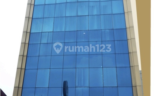 For sale, shop house in Jatiwaringin, strategic location. 1
