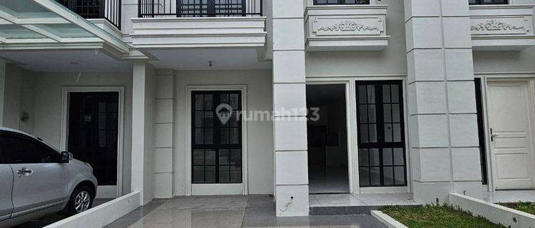 Dijual Villa Komplek Jewel Park Polonia Villa Baru 1