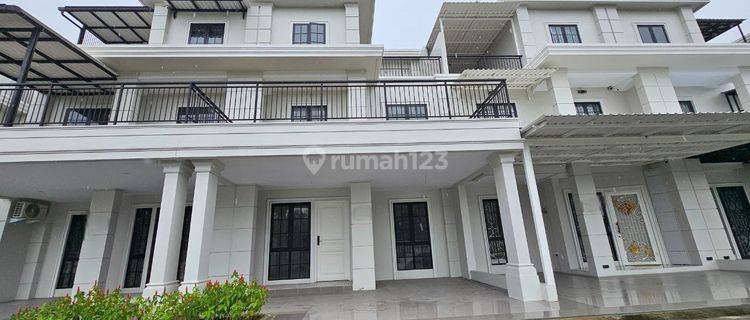 Villa Jewel Park Polonia Dijual Murah Baru Full Fasilitas 1