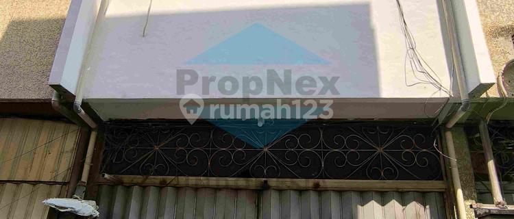 Ready-to-Use Shophouse at Pasar Besar Wetan Bubutan Surabaya Central 1