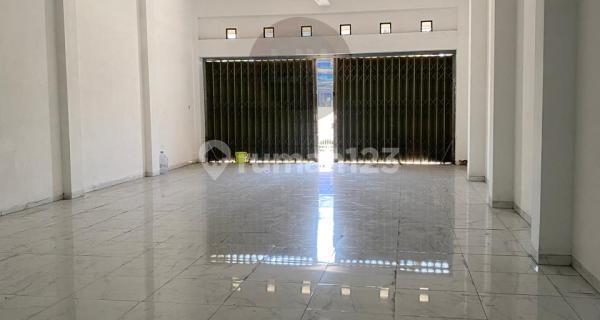 Nice shop house on Majapahit Street 1