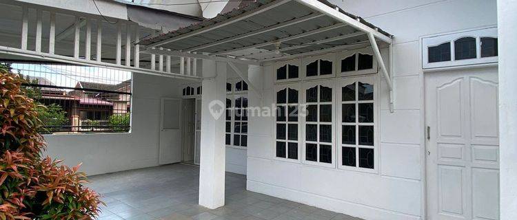 Turun Harga Rumah Jl. Karya Wisata Johor 1