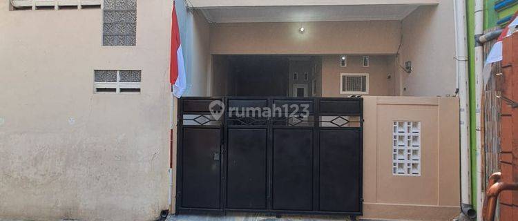 Rumah 2 Lantai Baru Murah di Kayu Tinggi Pulogebang Jakarta Timur 1