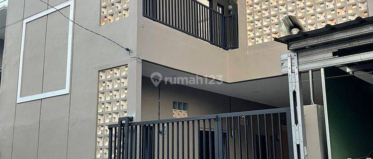 Rumah 2Lantai Dan 7 Kamar Kost Murah Furnished di Kranggan Cibubur Jatisampurna  1