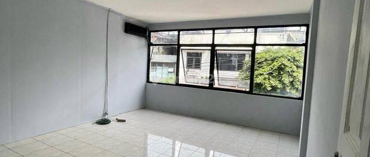 Jual / Sewa Ruko Cikawao Permai 2,5Lantai Siap Pakai 1