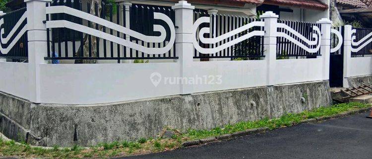 Disewakan Rumah Nyaman Bintaro Sektor 2 1