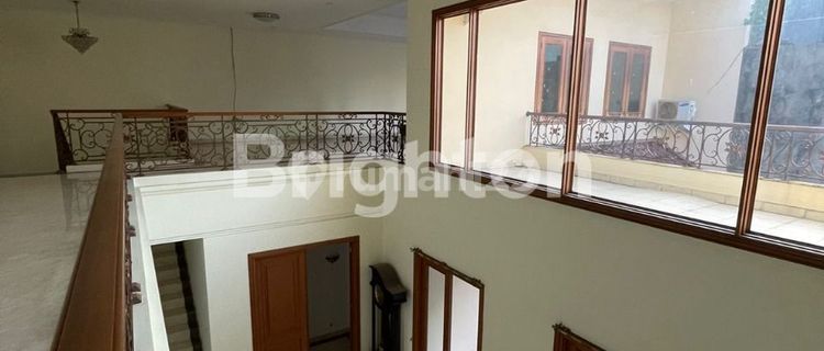 Luxurious and Beautiful House in Lebak Bulus, South Jakarta 1