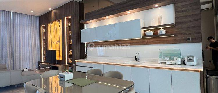 Fully Furnish Mewah, Jarang Ada Rumah 3 Lantai Di Golf Island 1