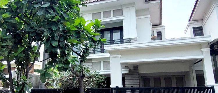 Dijual Rumah 2 Lantai Lokasi Central Park A Yani Surabaya, Sudah Di Renovasi!! 1