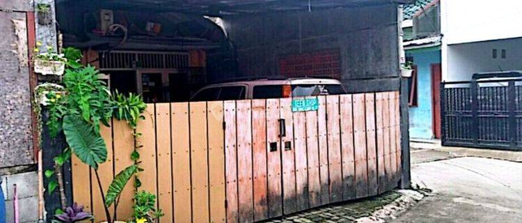 Rumah murah Di Jati cempaka Carportnya luas Lokasi strategis 1