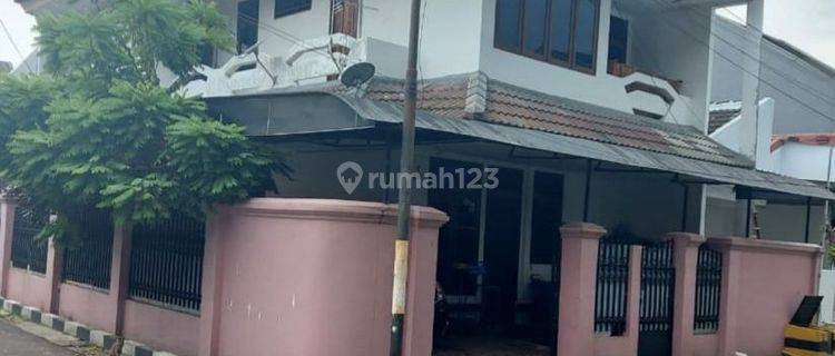 Rumah Murah Strategis Di Komplek Taman Buaran Indah  1