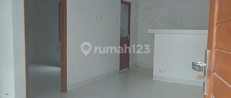1-Story Unfurnished House in a Housing Cluster, Quiet, Safe, and Comfortable Location in the Center of Denpasar City, Renon Area 1