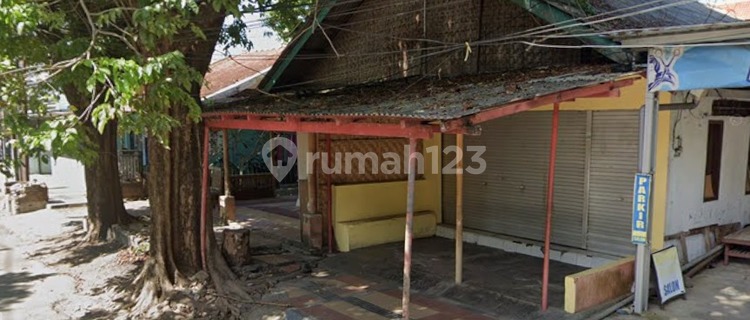 Shop House Jl. Kh Agus Salim Banyuwangi 1