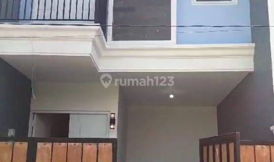 Dijual Rumah Baru 2lantai Daerah Karang Empat 1
