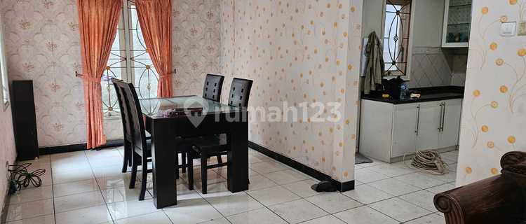 Terawat ! Rumah Terawat di Tatar Pitaloka Kota Baru Parahyangan 1