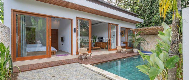 2BR Minimalist Villa Close To Nyanyi Beach And Kedungu Beach 1