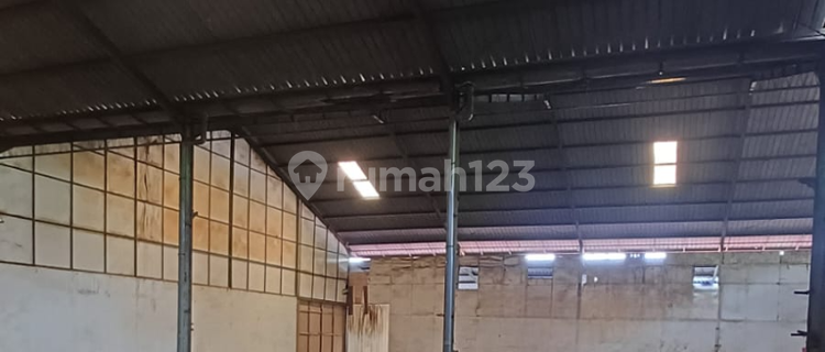 Warehouse on Tapak Street, Tugu, West Semarang 1