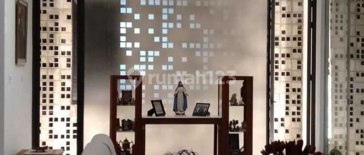 Rumah Minimalis Estetik 2 Lantai Di Sumber Sari 1