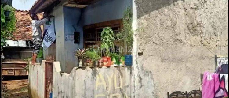 Rumah Dijual Murah Banting Harga Di Pondok Aren Tangerang Selatan

 1