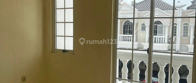 Disewakan Rumah Di Green Lake City Cluster West Europe  1