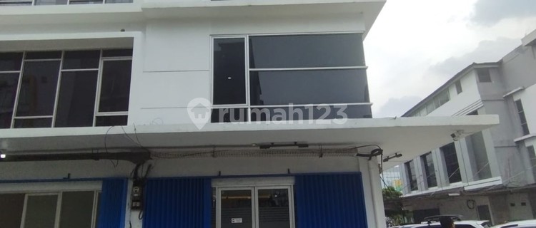3-Story Hook Shop House at Mutiara Center Shop House, Bekasi City 1