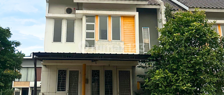 Rumah Rapi Cluster Terdepan di Legenda Wisata, Bogor 1