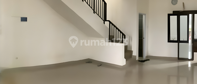 Ruko Rapi The Busiest Location in Metland Transyogi Cileungsi 1
