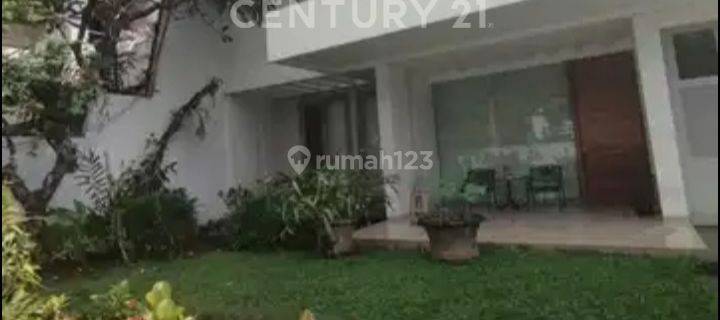 Di Jual Rumah Mewah Dengan Kolam Renang Di Taman Kebon Jeruk Jakb 1