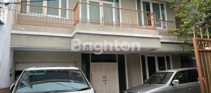 RUMAH 2 LANTAI FULL FURNISHED GADING KIRANA JAKARTA UTARA 1