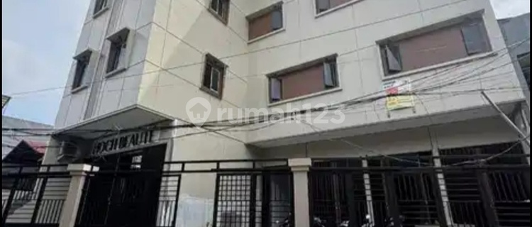 Selling Active, Busy, Strategic Boarding House Near Main Road, Cheap, North Jakarta 1