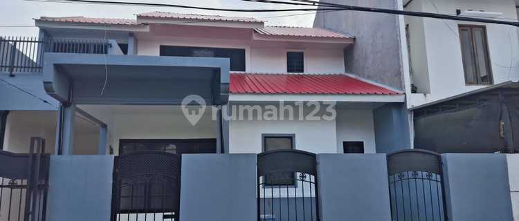 Ready-to-Occupy House, Near LRT Cibubur, 2 Floors Newly Renovated, Freehold Title 1