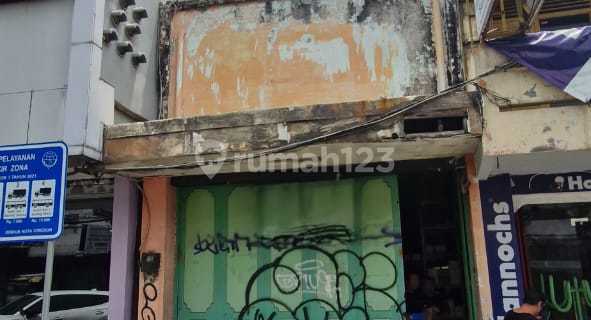 Shop House Needs Minimal Renovation 130 m2 Cirebon City, Cirebon 1