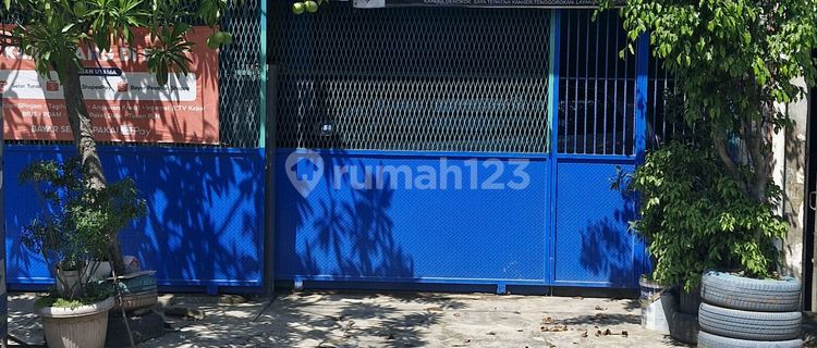 Shop house at Jl. Pronggol no33, Pegambiran, Lemahwungkuk, Cirebon City, West Java, Indonesia, 45113, Lemahwungkuk 90.0 m² Semi Furnished SHM 1